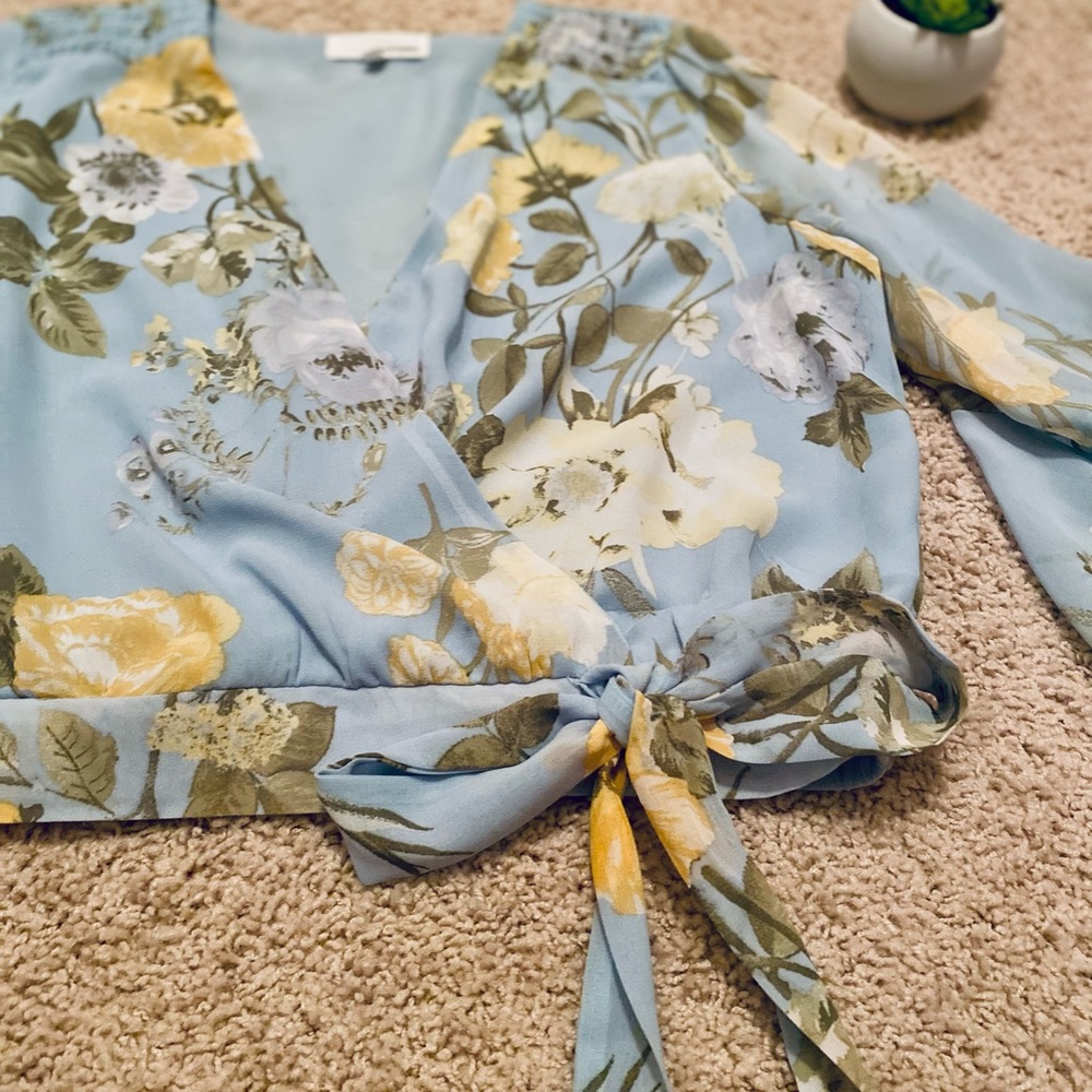 June & Hudson Blue and Yellow Flowy Blouse - Size S